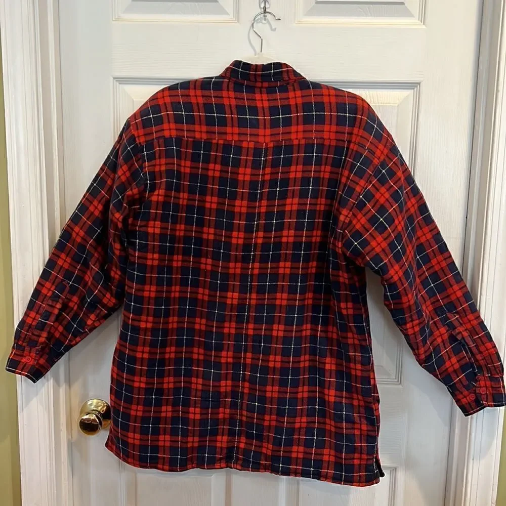 Thick warm lumber Jack Shacket Men’s M vintage red & navy quilted